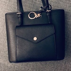 Michael Kors | Medium Black Jet Set Tote